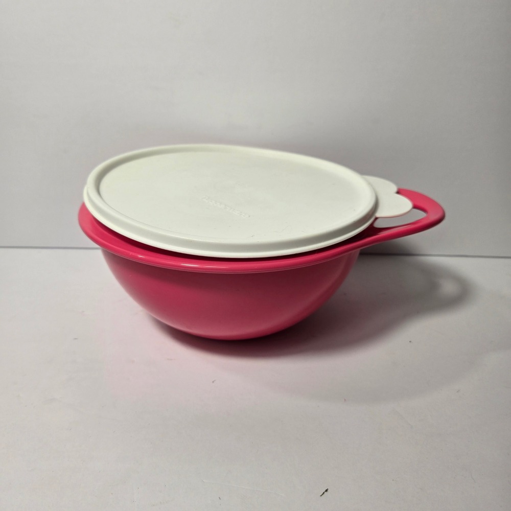 Tupperware Thatsa Jr Mixing Bowl 1.4L 6 Cup Pink with White Lid 3056E-4